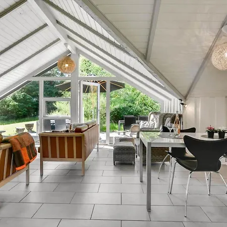 Bv375-blavand-fyrrevaenget-11 * Блаванн