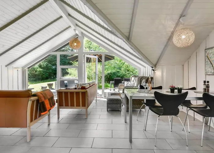 Bv375-blavand-fyrrevaenget-11 * Блаванн