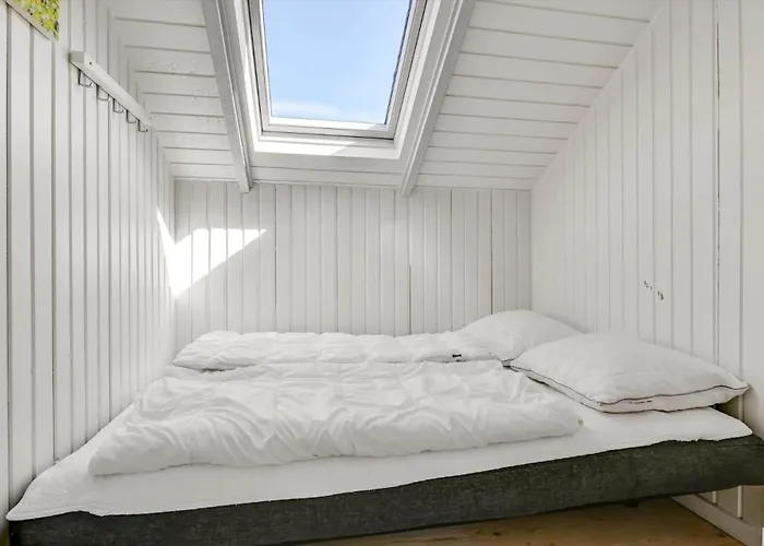 Bv375-blavand-fyrrevaenget-11 * Блаванн